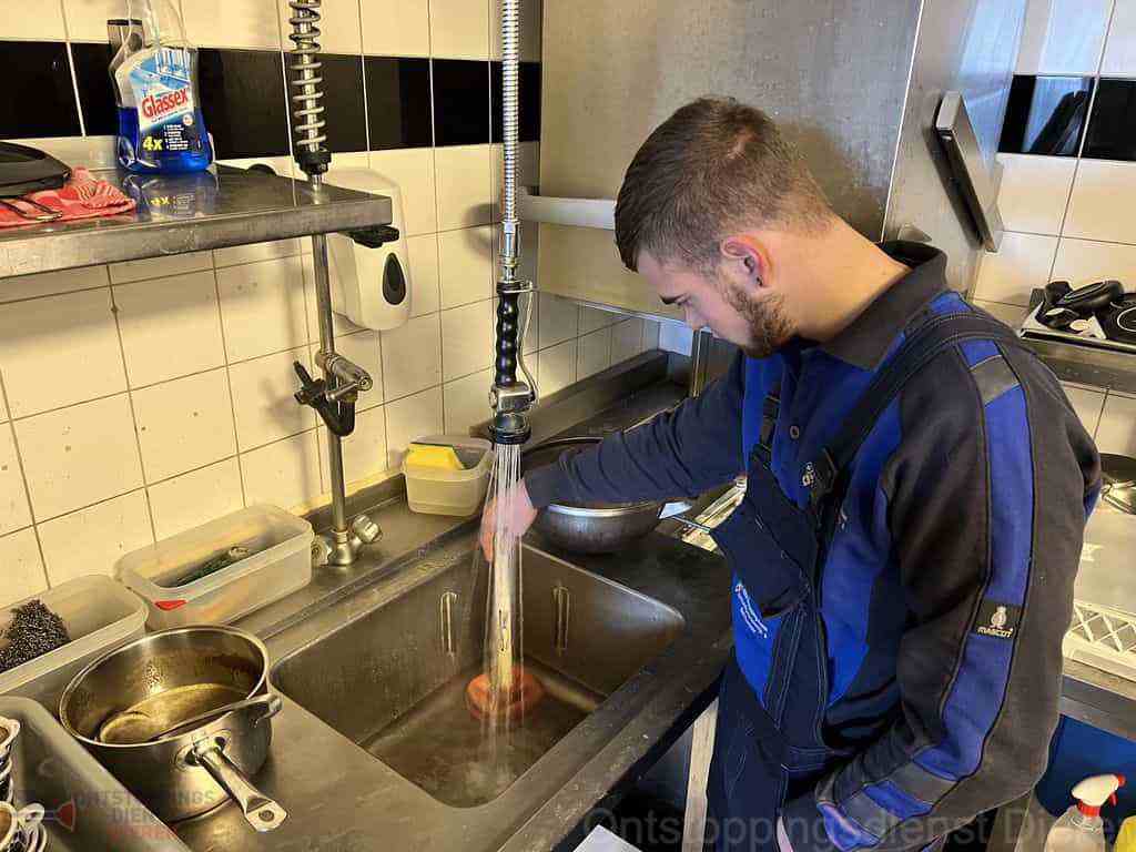 Gootsteen Ontstoppen Dieren Gootsteen Ontstoppen Dieren